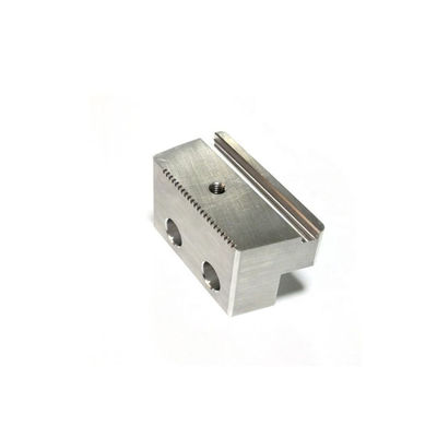 kaufen Hochwertige Edelstahl-CNC-Teile Fortschrittliche CNC-Technologie für medizinische und elektronische Anwendungen online manufacture